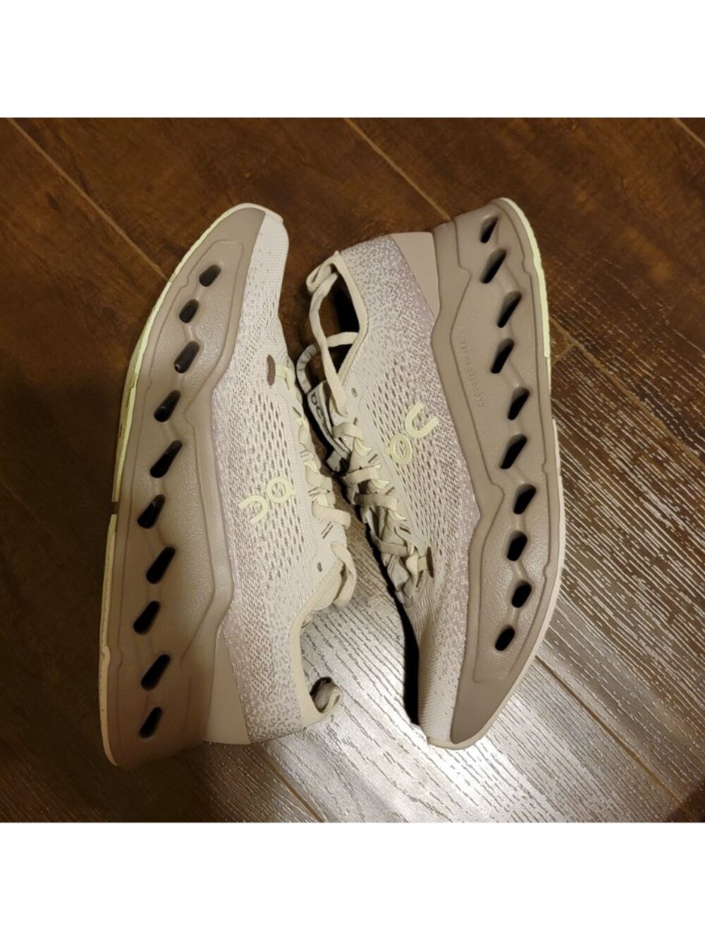 NEW On Cloud Cloudsurfer Max Running Shoe Sneaker Athletic Walking Womens 9 - Picture 4 of 9